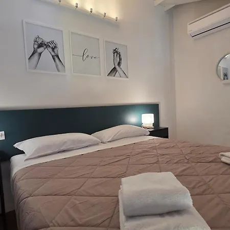 Bg Center شقة